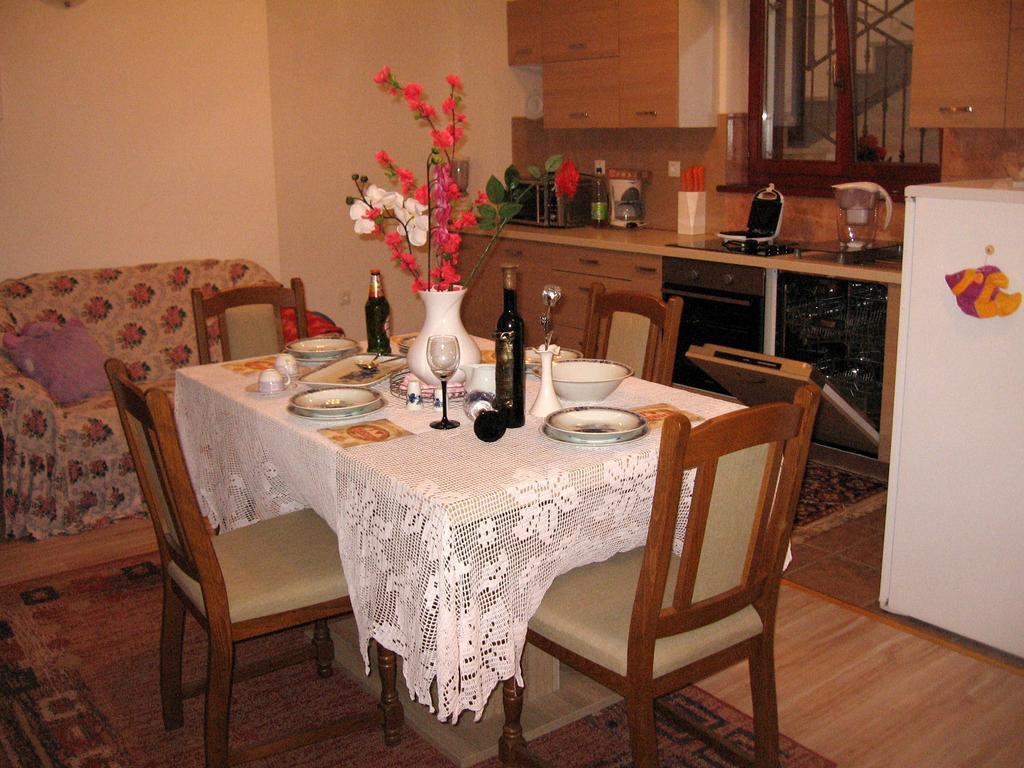 Apartments Alen Пазин Екстериор снимка